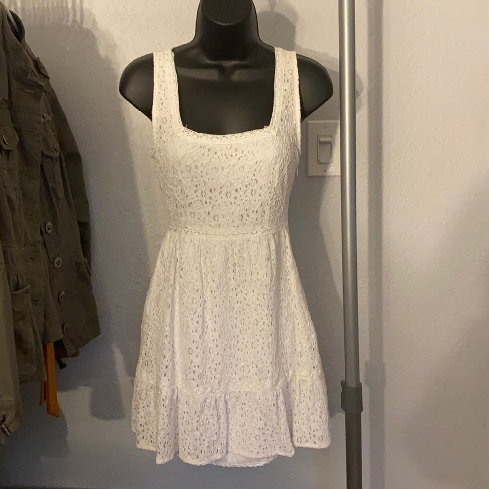 Delia’s White dress
